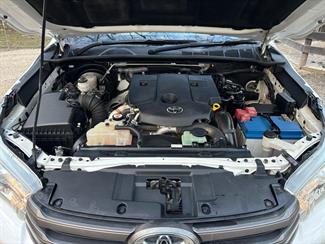 2017 Toyota Hilux - Thumbnail