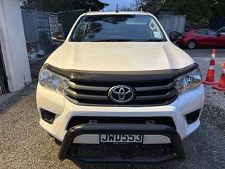 2016 Toyota Hilux - Thumbnail