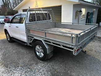 2016 Toyota Hilux - Thumbnail