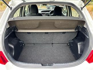 2015 Toyota Yaris - Thumbnail