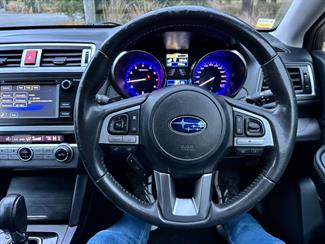 2015 Subaru Outback - Thumbnail