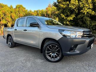2021 Toyota Hilux - Thumbnail