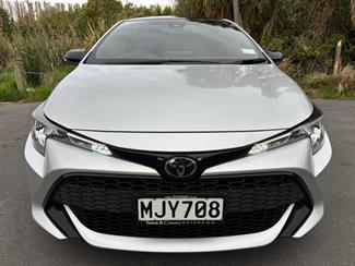 2019 Toyota Corolla - Thumbnail