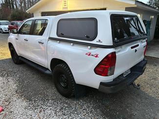 2017 Toyota Hilux - Thumbnail