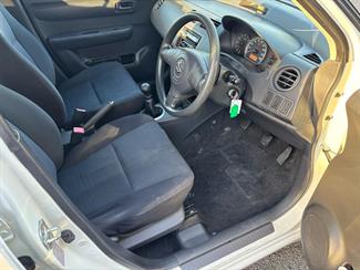 2009 Suzuki Swift - Thumbnail