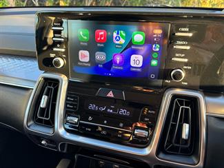 2021 Kia Sorento - Thumbnail