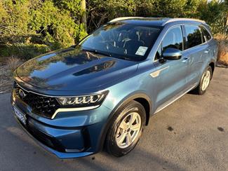 2021 Kia Sorento - Thumbnail