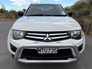 2013 Mitsubishi Triton - Thumbnail