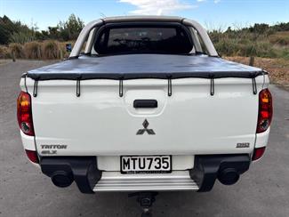 2013 Mitsubishi Triton - Thumbnail