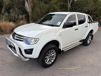 2013 Mitsubishi Triton - Thumbnail