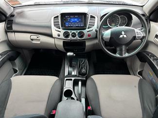 2013 Mitsubishi Triton - Thumbnail