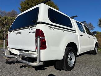 2014 Toyota Hilux - Thumbnail