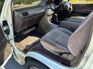 1998 Toyota Hiace - Thumbnail
