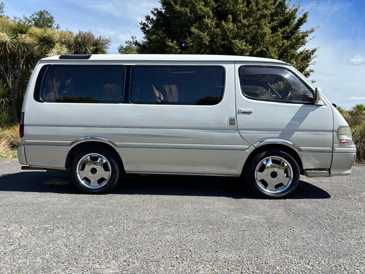 1998 Toyota Hiace