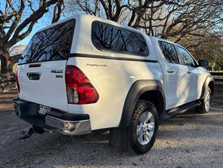 2017 Toyota Hilux - Thumbnail