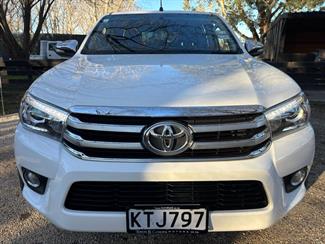 2017 Toyota Hilux - Thumbnail