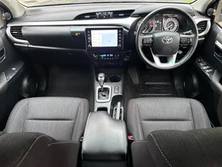 2021 Toyota Hilux - Thumbnail