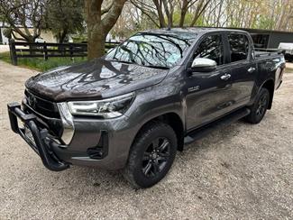 2021 Toyota Hilux - Thumbnail