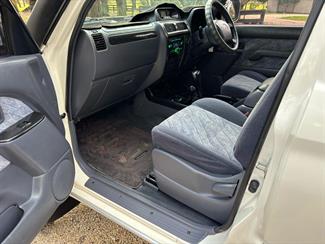 1996 Toyota Land Cruiser - Thumbnail
