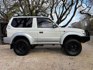 1996 Toyota Land Cruiser - Thumbnail