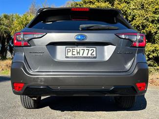 2022 Subaru Outback - Thumbnail