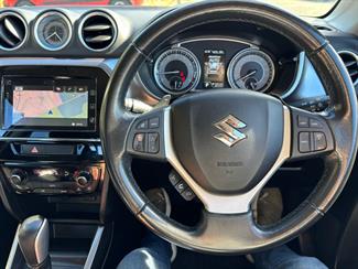 2020 Suzuki Vitara - Thumbnail