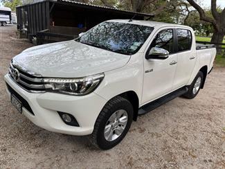 2017 Toyota Hilux - Thumbnail