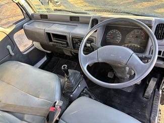 1992 Nissan Atlas - Thumbnail