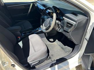 2017 Toyota Corolla - Thumbnail