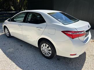 2017 Toyota Corolla - Thumbnail