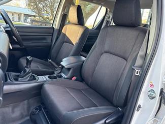 2018 Toyota Hilux - Thumbnail
