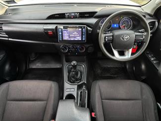 2018 Toyota Hilux - Thumbnail