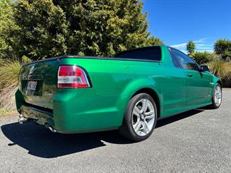 2010 Holden Commodore - Thumbnail