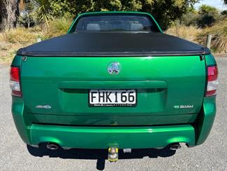 2010 Holden Commodore - Thumbnail