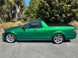 2010 Holden Commodore - Thumbnail