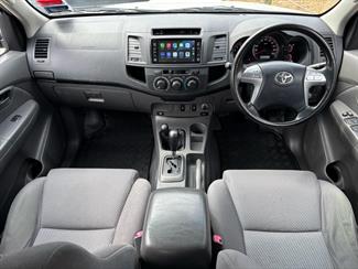 2014 Toyota Hilux - Thumbnail