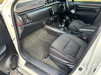 2016 Toyota Hilux - Thumbnail