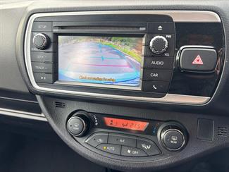 2016 Toyota Yaris - Thumbnail