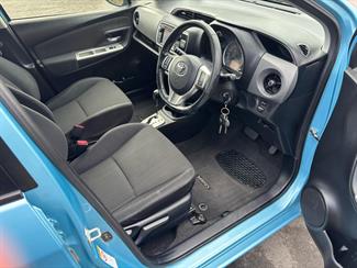 2016 Toyota Yaris - Thumbnail