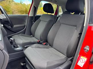 2011 Volkswagen Polo - Thumbnail