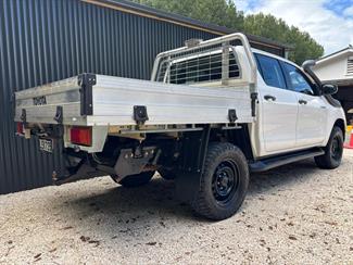 2018 Toyota Hilux - Thumbnail