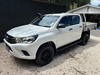 2018 Toyota Hilux - Thumbnail