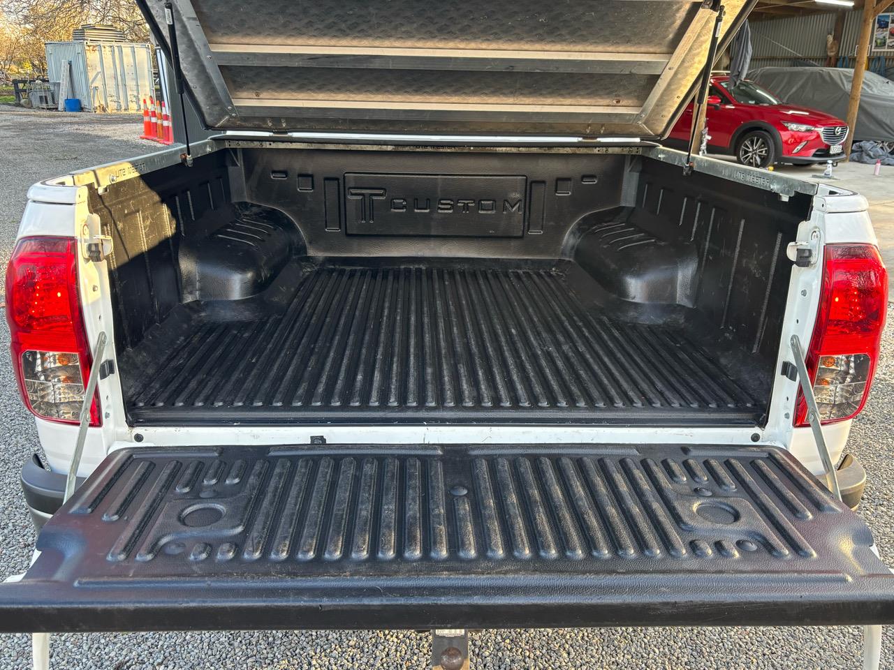 2017 Toyota Hilux