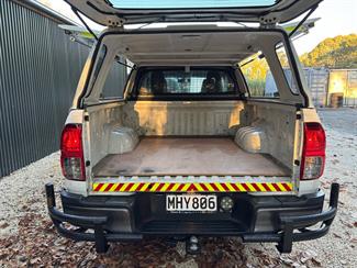 2019 Toyota Hilux - Thumbnail