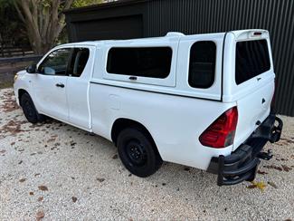 2019 Toyota Hilux - Thumbnail