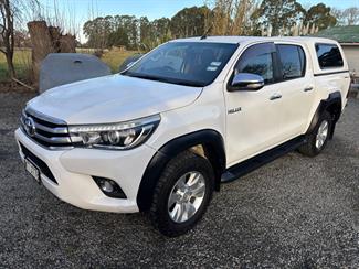 2017 Toyota Hilux - Thumbnail