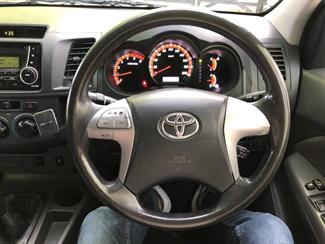 2013 Toyota Hilux - Thumbnail