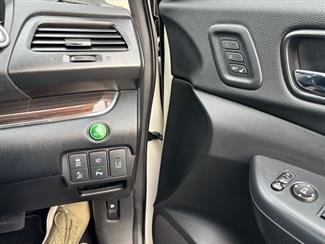 2016 Honda CR-V - Thumbnail