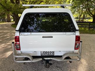 2015 Toyota Hilux - Thumbnail