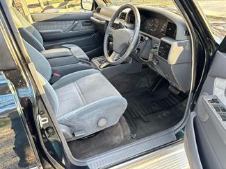 1995 Toyota Land Cruiser - Thumbnail